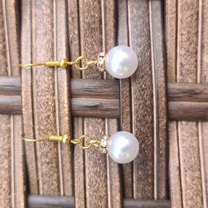 Pearl earrings